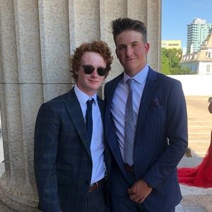 Meet your Posher, Chris